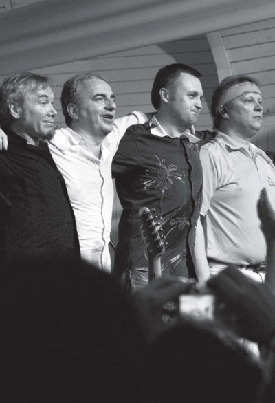 За чашечкой ЧАЙФа. Голос отечественного рок-н-ролла - Дмитрий Карасюк